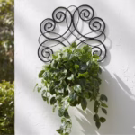 Wall-Mounted Metal Plant Holder, Elegant Scroll Plant Hanger, Outdoor Plant Pot Hook, Durable Metal Pot Holder